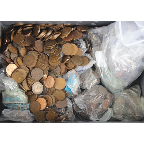 449 - GB pre-decimal (approx 15Kg) Pennies. Halfpennies & Brass 3ds from circulation