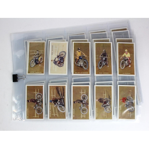 1070 - Pattreiouex, Dirt Track Riders 1929 set of 50. Cat £600. EX-Mint