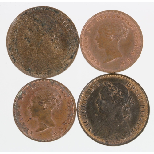 107 - Victorian Copper & Bronze (4): Half Farthing 1844 nEF die flaw, ditto EF; Farthing 1881H EF trace lu... 