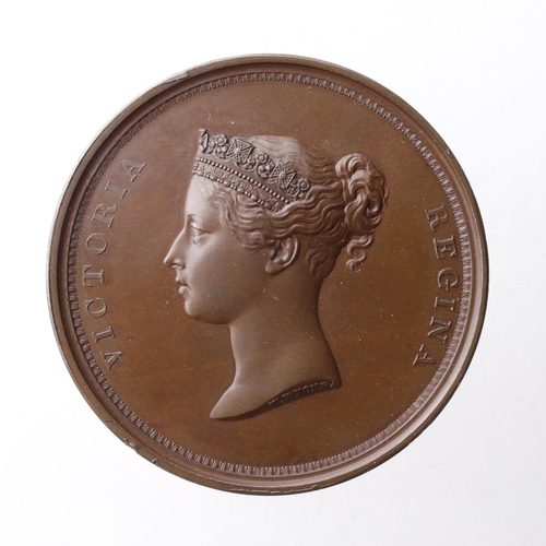 110 - British Commemorative Medal, bronze d.54.5mm: Queen Victoria, Visit to the City of London 1837; Corp... 