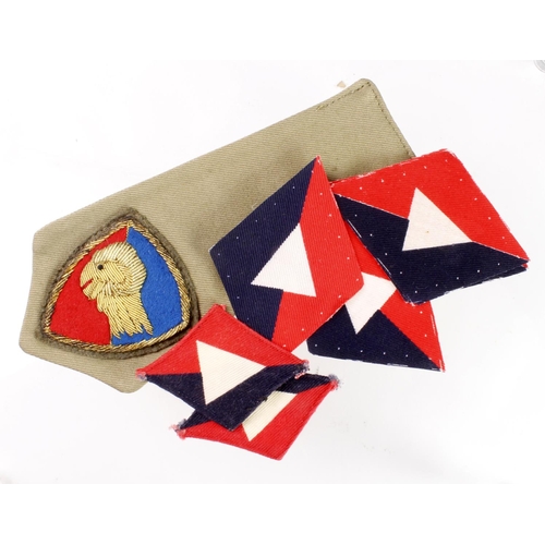 1128 - Cloth - unidentified Divisional patches and an epaulette. (5)