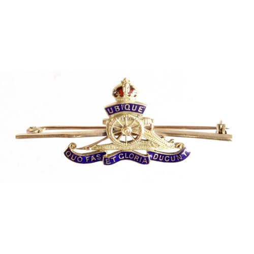 1509 - Royal Artillery 9ct Gold marked sweetheart badge. (4.4 gms)