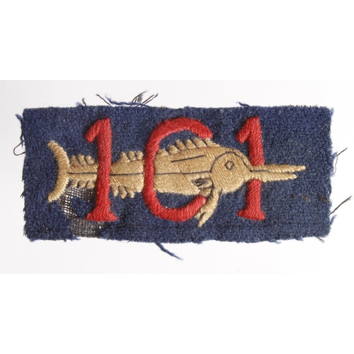 1702 - WW2 scarce 101 commando special boat section cloth badge. Some moth damage.