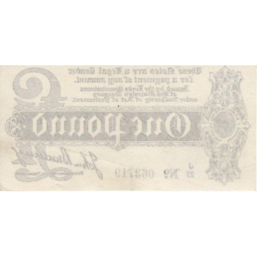 20 - Bradbury 1 Pound issued 1914, Royal Cypher watermark, serial J/27 063719 (T3.3, Pick347) lovely orig... 