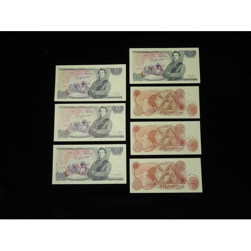 69 - Bank of England (18), Somerset 5 Pounds (2) EF and good EF, Page 5 Pounds (2) EF and Uncirculated, O... 