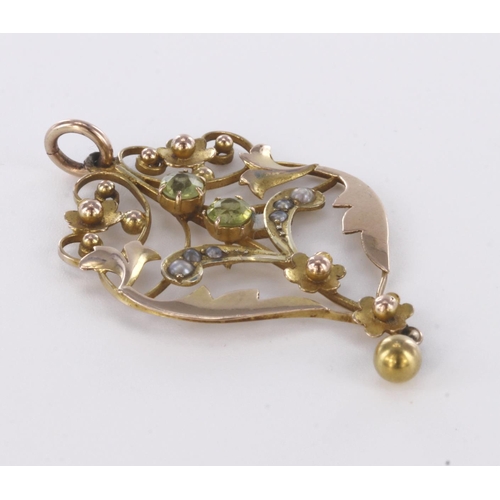 89 - 9ct stamped Gold Art Nouveau style Peridot and Seed Pearl Pendant weight 2.0g