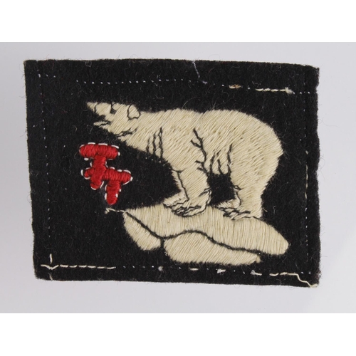 1617 - Cloth Badge: 74th (Northumberland) Field Regiment WW2 paste back embroidered felt formation sign bad... 