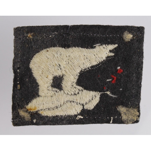 1617 - Cloth Badge: 74th (Northumberland) Field Regiment WW2 paste back embroidered felt formation sign bad... 