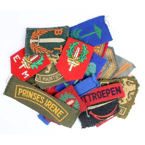 1634 - Cloth Badges: Netherlands Army WW2 and later Formation signs and Shoulder titles including the late ... 