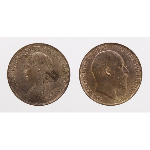 325 - Halfpennies (2): 1901 EF with lustre, and 1902 AU