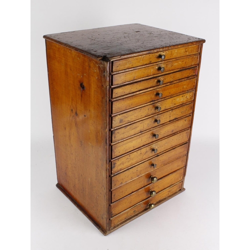 772 - Coin / Collecting Cabinet: 12-drawer wooden cabinet approx. 46cm tall, lockable (with key), some dam... 