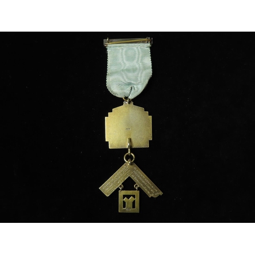 810 - Masonic Jewel: Via Pontis Lodge (No. 5527) Past Master's Jewel, hallmarked silver-gilt, beautifully ... 