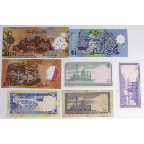 457 - Brunei (7), 5 Ringgit dated 1983, 1 Ringgit dated 1988, 1 Ringgit dated 1996, 100 Ringgit dated 2008... 