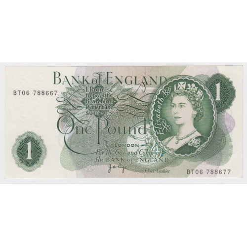 86 - ERROR Page 1 Pound issued 1970, mismatched serial numbers BT06 788667 & BT06 788677 (B322, Pick374g)... 