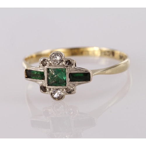 70 - 9ct and Plat stamped Ring set with Emeralds and Diamonds size S weight 1.4g