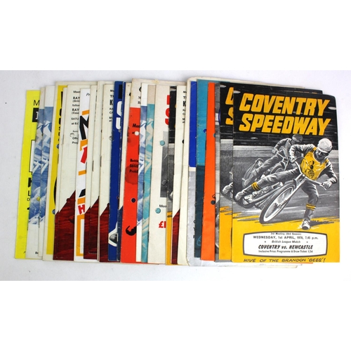 1002 - Speedway Programmes (x27) Early 1970's, some hole punched, Rayleigh noted. Needs viewing