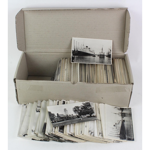 548 - Topographical real photos, general selection in long box, commencing with letter S, duplication   (a... 