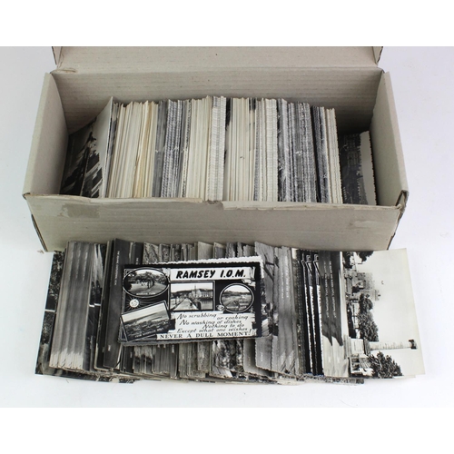 553 - Topographical real photos, Isle of Man, general mixture in long box, duplication   (approx 650 cards... 