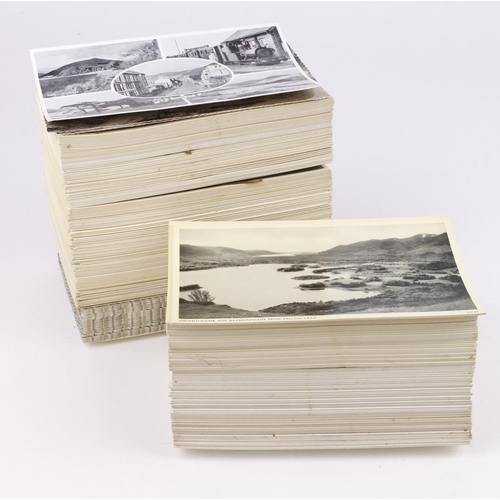 581 - Topographical, varied selection housed in shoebox, some duplication   (approx 500 cards)