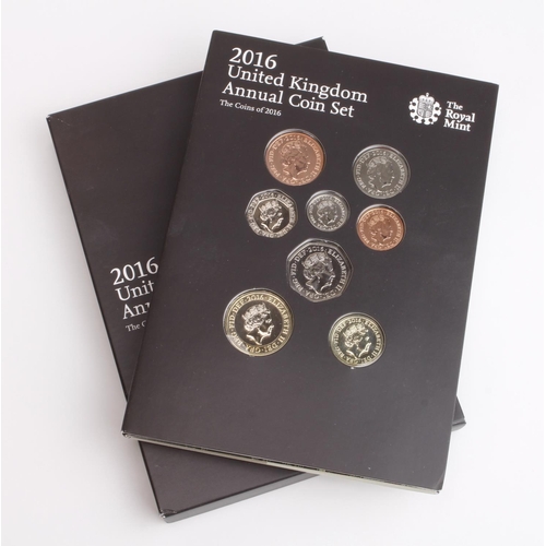 117 - Annual Coin Set 2016 (BU set including commemorative issues)