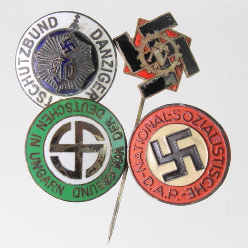 1448 - German Lapel badges 4x