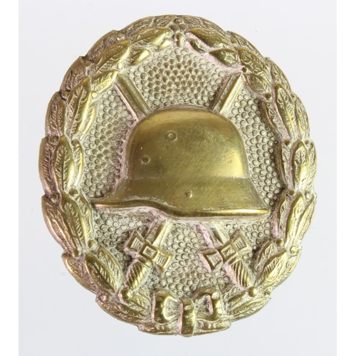 1591 - German WW1 wound badge in gold.