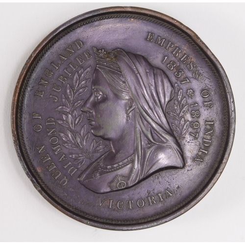 841 - British Commemorative Medal, bronzed pewter d.69mm: Queen Victoria Diamond Jubilee 1897, large heavy... 