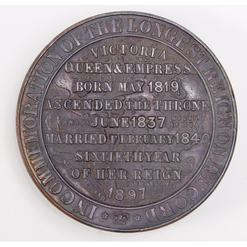 841 - British Commemorative Medal, bronzed pewter d.69mm: Queen Victoria Diamond Jubilee 1897, large heavy... 