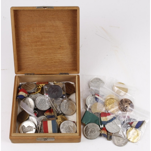 864 - Commemorative Medals (54) 19th-20thC.