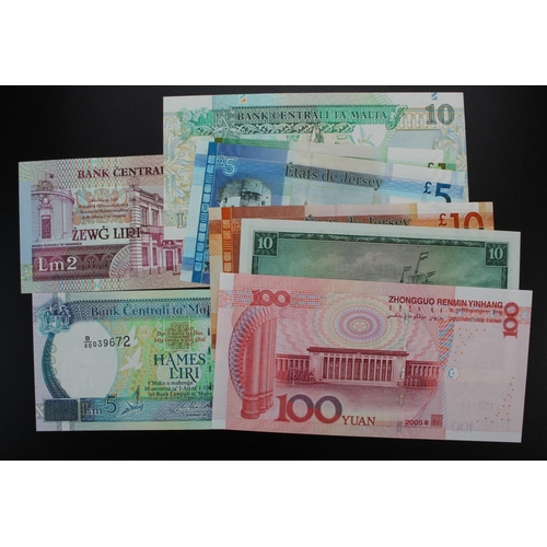 586 - World (8), Uncirculated collection including Malta (3) 10 Liri, 5 Liri and 2 Liri issued 1994 (TBB B... 