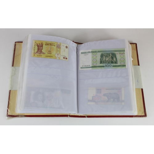 589 - World (over 1000 notes), a varied range of world notes in mixed grades from Uncirculated to Poor wit... 