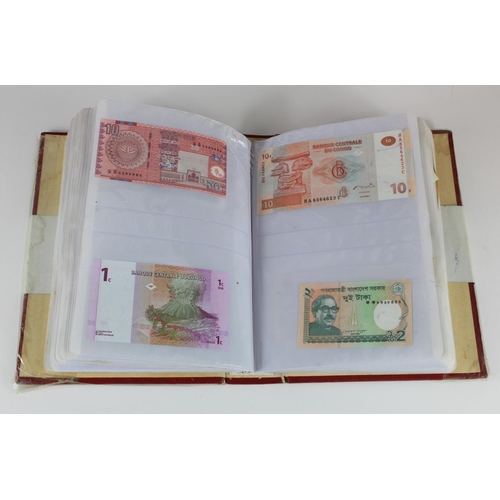 589 - World (over 1000 notes), a varied range of world notes in mixed grades from Uncirculated to Poor wit... 