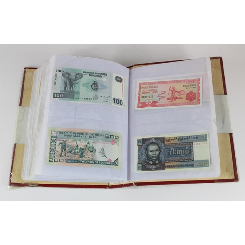 589 - World (over 1000 notes), a varied range of world notes in mixed grades from Uncirculated to Poor wit... 