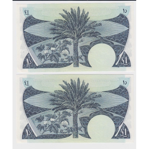 598 - Yemen Democratic Republic 1 Dinar (2) issued 1965, a consecutively numbered pair serial F756418 & F7... 