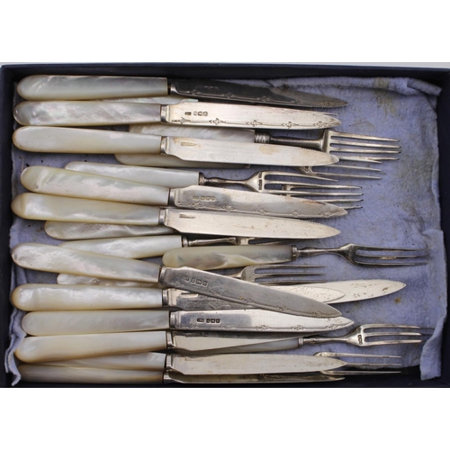 526 - Set of twelve silver fruit knives & forks. All with Sheffield hallmarks circa mid 1920s by Allen & D... 