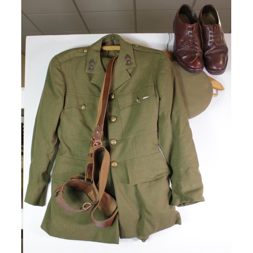 1223 - WW2 RE officers uniform with jacket, trousers, hat Sam brown, shoes named to H S Evans no 39893 and ... 