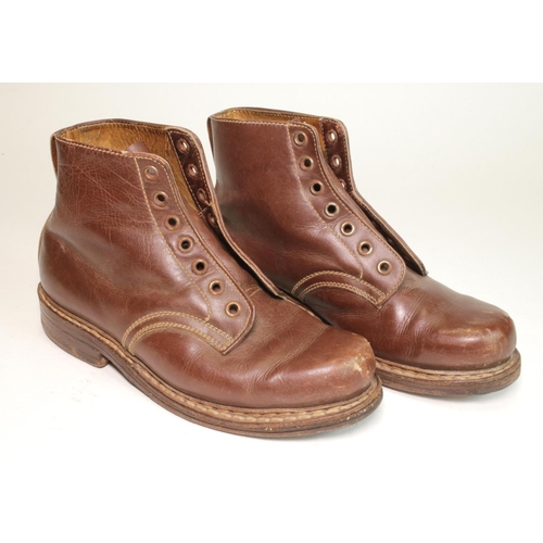 157 - ATS a pair of Lady Officers Brown boots, small size, good for age.