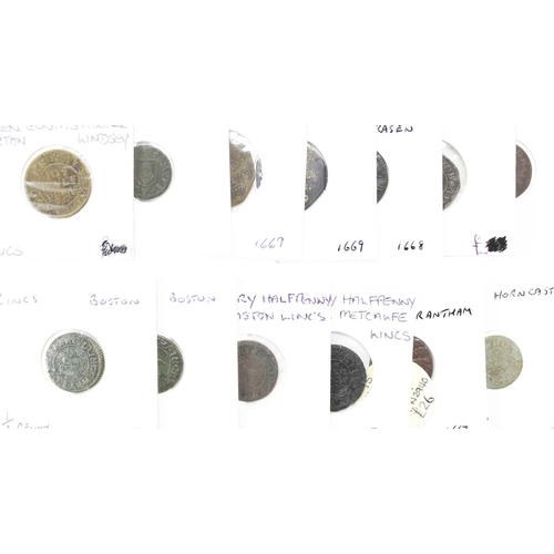 1753 - Tokens, 17thC (13) Lincolnshire: Boston: Town 1/2d (with crescents) #15A VG, ditto Fine, ditto Fair;... 