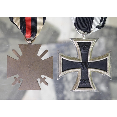 779 - German WW1 Iron Cross 2nd class, with Cross Of Honour, award documents photos Wehrpas etc, to Otto D... 