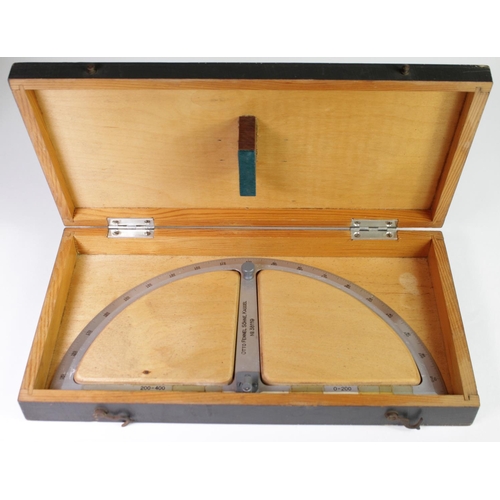 787 - German WW2 artillery protractor in wooden storage box by Otto Fnne Shone Kassel