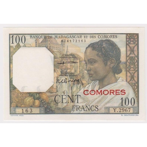 551 - Comores 100 Francs issued 1960 - 1963, red horizontal 'COMORES' overprint, serial Y.2967 163 (TBB B1... 