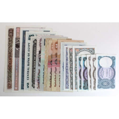 581 - Egypt (20), 25 Piastres & 50 Piastres dated 1961 & 1965, 10 Pounds dated 1965, 10 Pounds dated 1978,... 