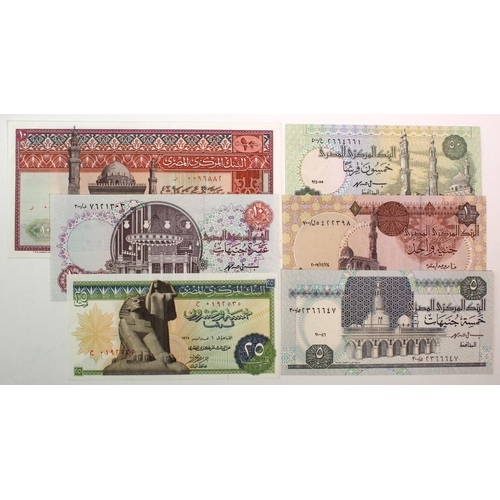 587 - Egypt (6), a set of REPLACEMENT notes, 10 Pounds dated 1969, 10 Pounds dated 1995, 5 Pounds dated 19... 