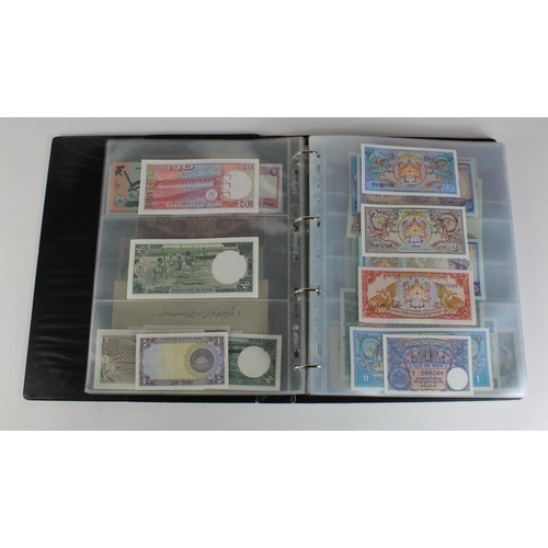 907 - World, Asia (171) collection in an album, the majority Uncirculated, Afghanistan, Azerbaijan, Bangla... 