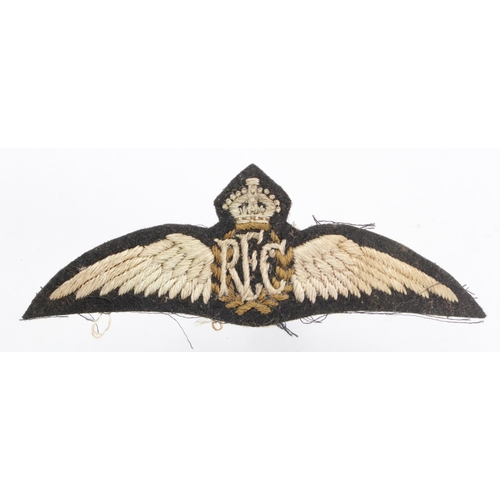 1005 - Royal Flying Corps pilots wings, service wear