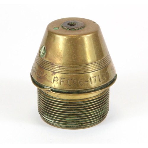 1069 - WW1 brass shrapnel fuse head no 101 P.F co 6-17.