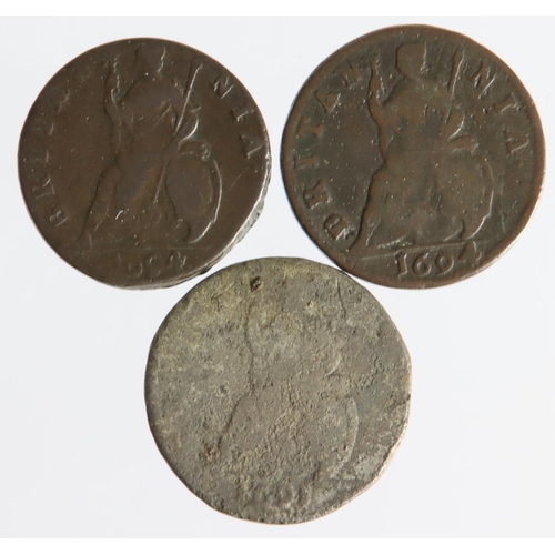 1243 - Farthings (3) William & Mary: 1691 tin, seems to have no Cu plug thus unlisted(?) but low grade; 169... 