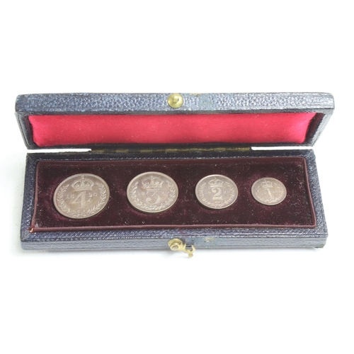 1335 - Maundy Set 1890, matching toned nFDC (a little blotchy on the 3d), with original dated case in VGC