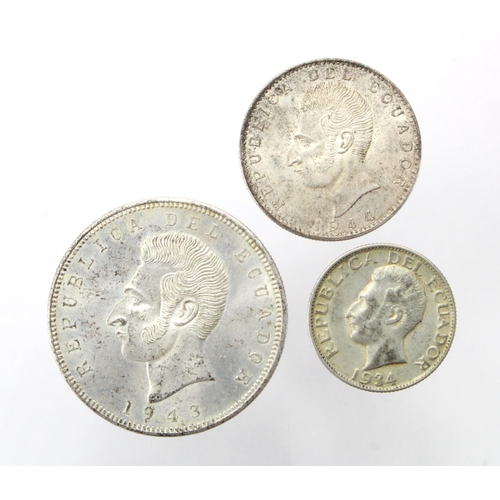 1528 - Ecuador (3) silver: Gram. 25 Cinco Sucres 1943 AU, Gram. 10 Dos Sucres 1944 EF, and Gram. 5 Un Sucre... 