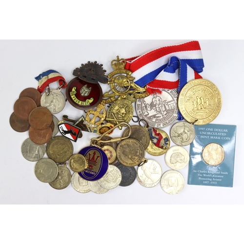 1616 - Australia (40) commemorative medals, medalets, tokens, and 7x military badges.